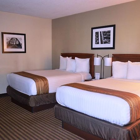 אמפוריה Best Western Hospitality House מראה חיצוני תמונה